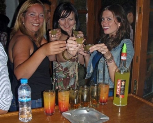 bar hopping in Ios Greece